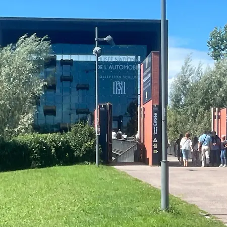 Le Trente-sept * Les Salles